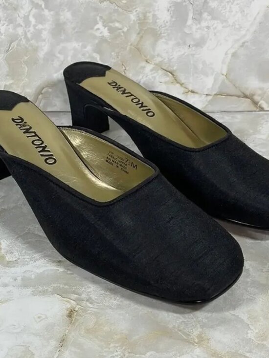 D’Antonio Shoes - NWOB D’Antonio VIP square toe mules/clogs/slip on heels